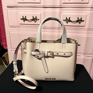 Michael Kors Emelia in powder blush! Brand new with tags!!